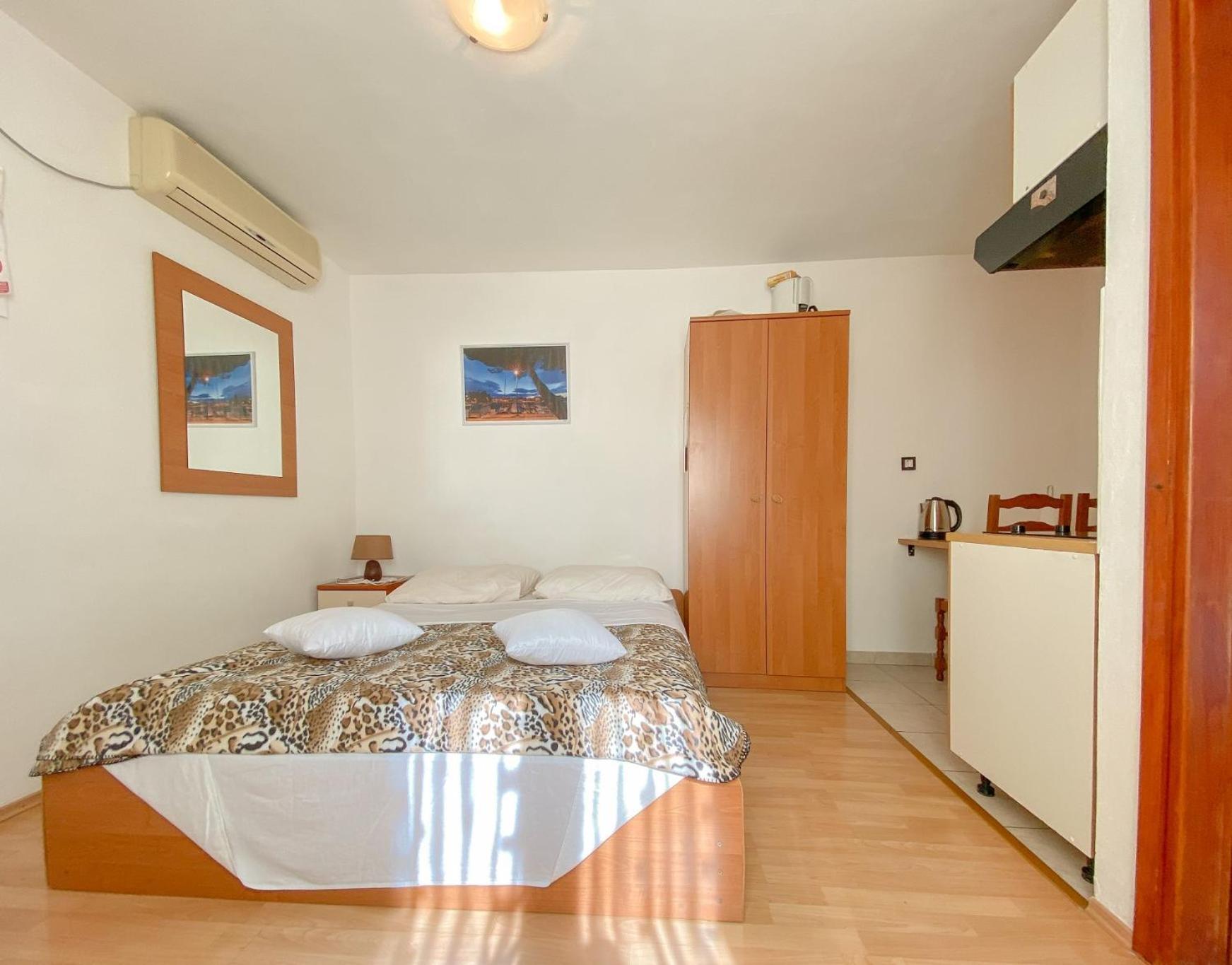 Gardenia One Apartment Новиград Екстериор снимка