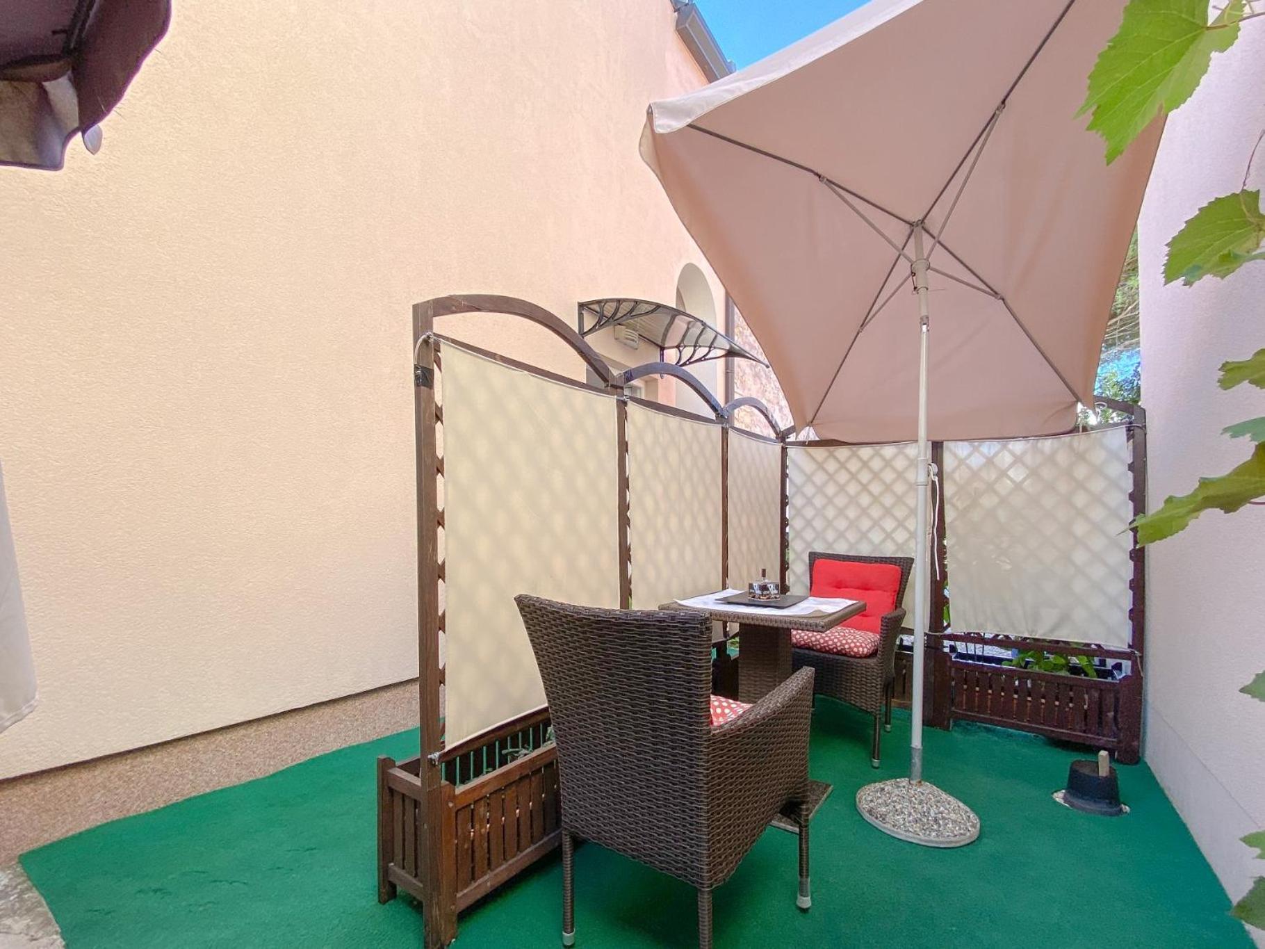 Gardenia One Apartment Новиград Екстериор снимка